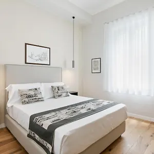 Nothotel Luxury 2*, Palermo Italien